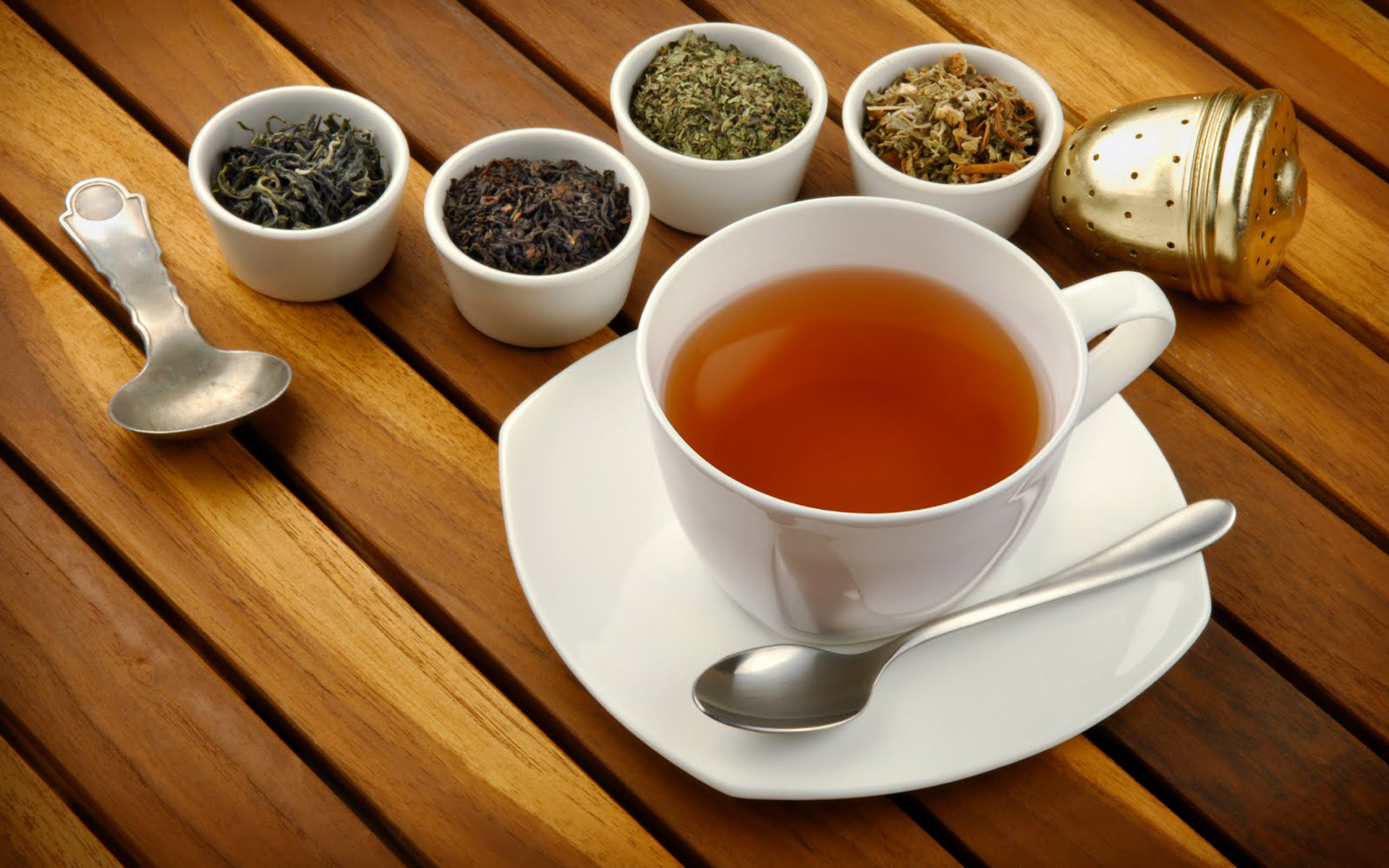 5 نوع دمنوش گیاهی به کاهش وزن کمک می کنند و باعث چربی سوزی می شوند !